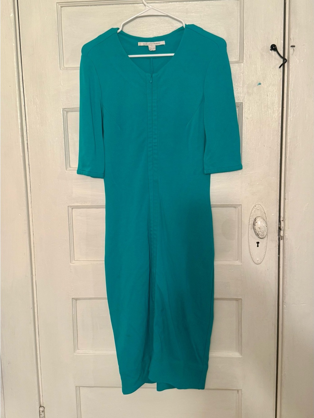 Diane Von Furstenberg Midi Sheath Dress with Elbow Sleeves. Size 4.